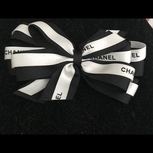 New Authentic Chanel Bow